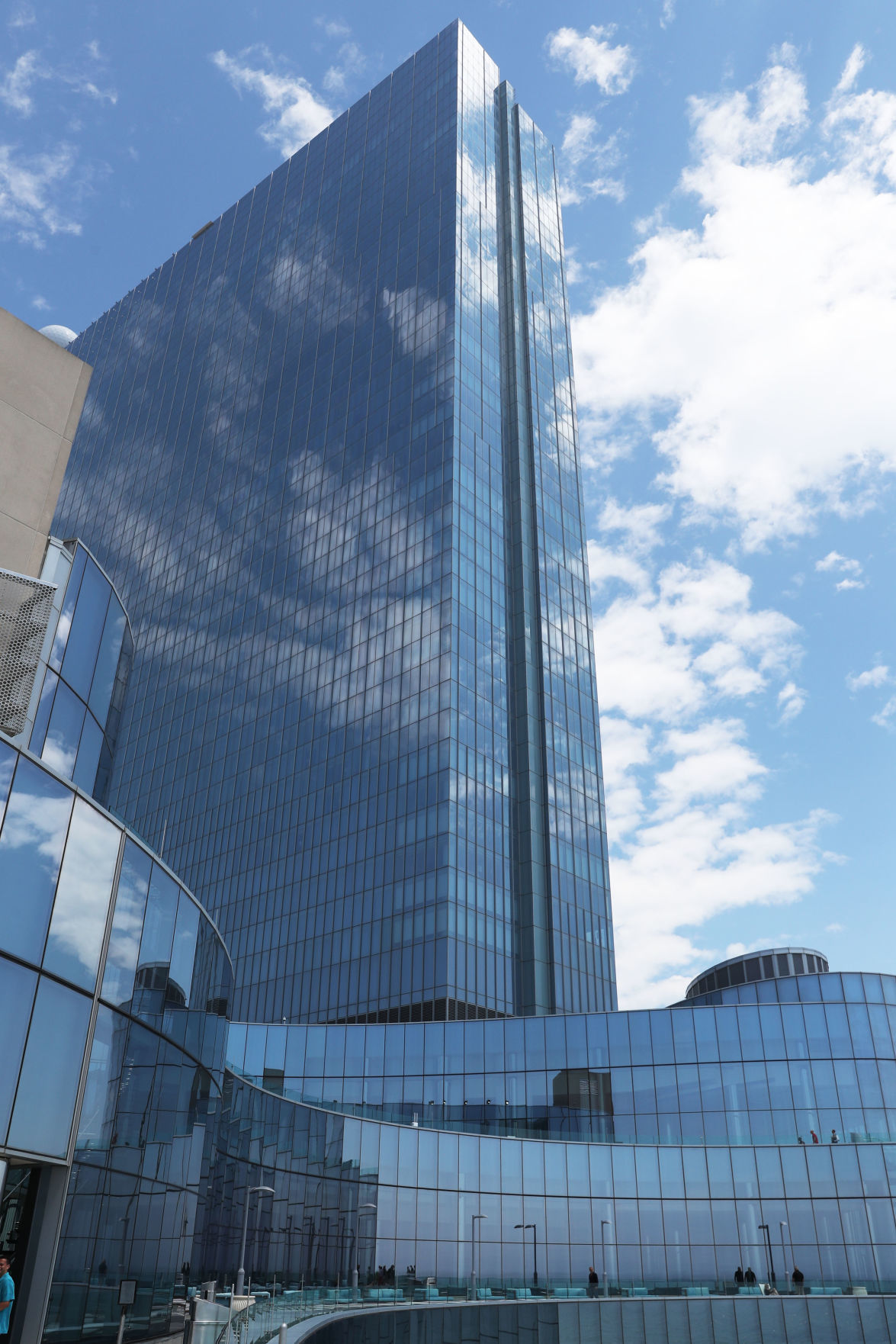 Ocean Resort Casino celebrates grand opening